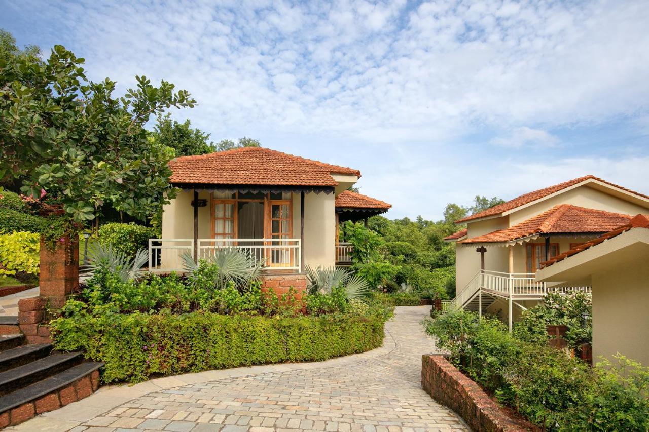 Amritara Aura Resort & Spa Mandrem Esterno foto