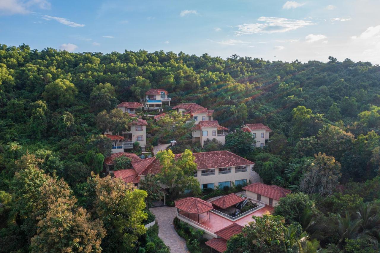 Amritara Aura Resort & Spa Mandrem Esterno foto